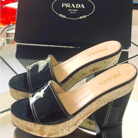 Size40Prada shoes!PattenLeather&cork heels - Picture 2 of 6